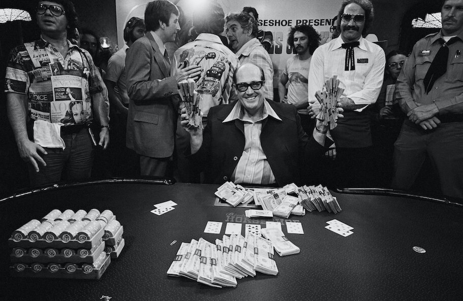 Doyle Brunson playing and winning poker in 1977