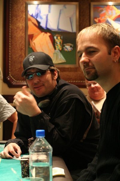 daniel negreanu and phil hellmuth playing poker