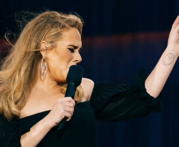 Adele In Vegas: Pop Star’s Caesars Palace Residency Finally Rescheduled