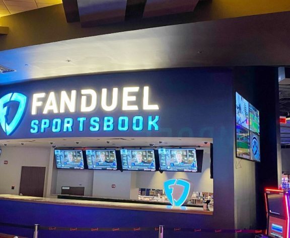 Casino News – Americans Want To Wager More, WI Casino Lands Deal, FanDuel-MLB Improve Union